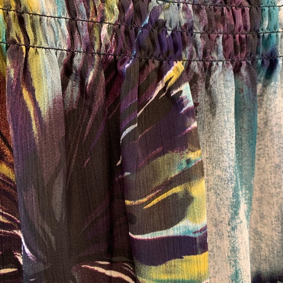 Harlow Zee sheer embellished abstract print blouse, size Medium - Picture 5 of 7